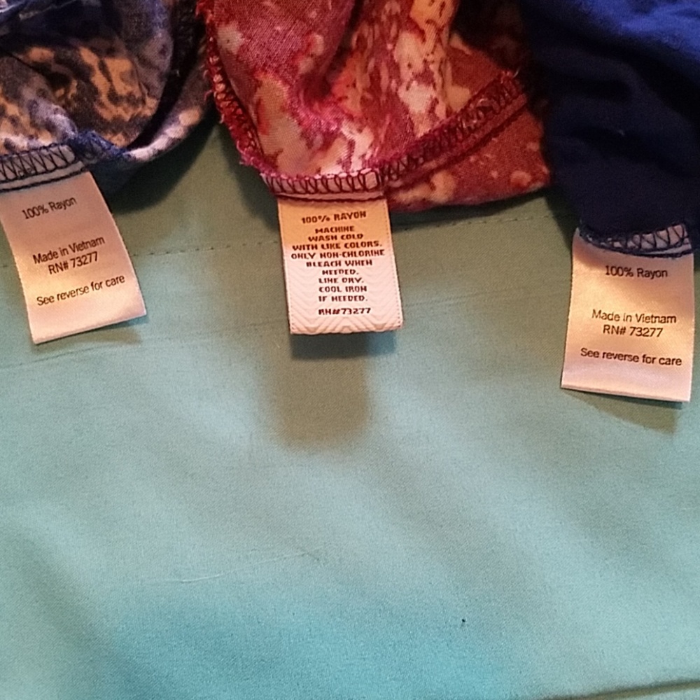 Set of 3 Sonoma tops - Picture 5 of 6